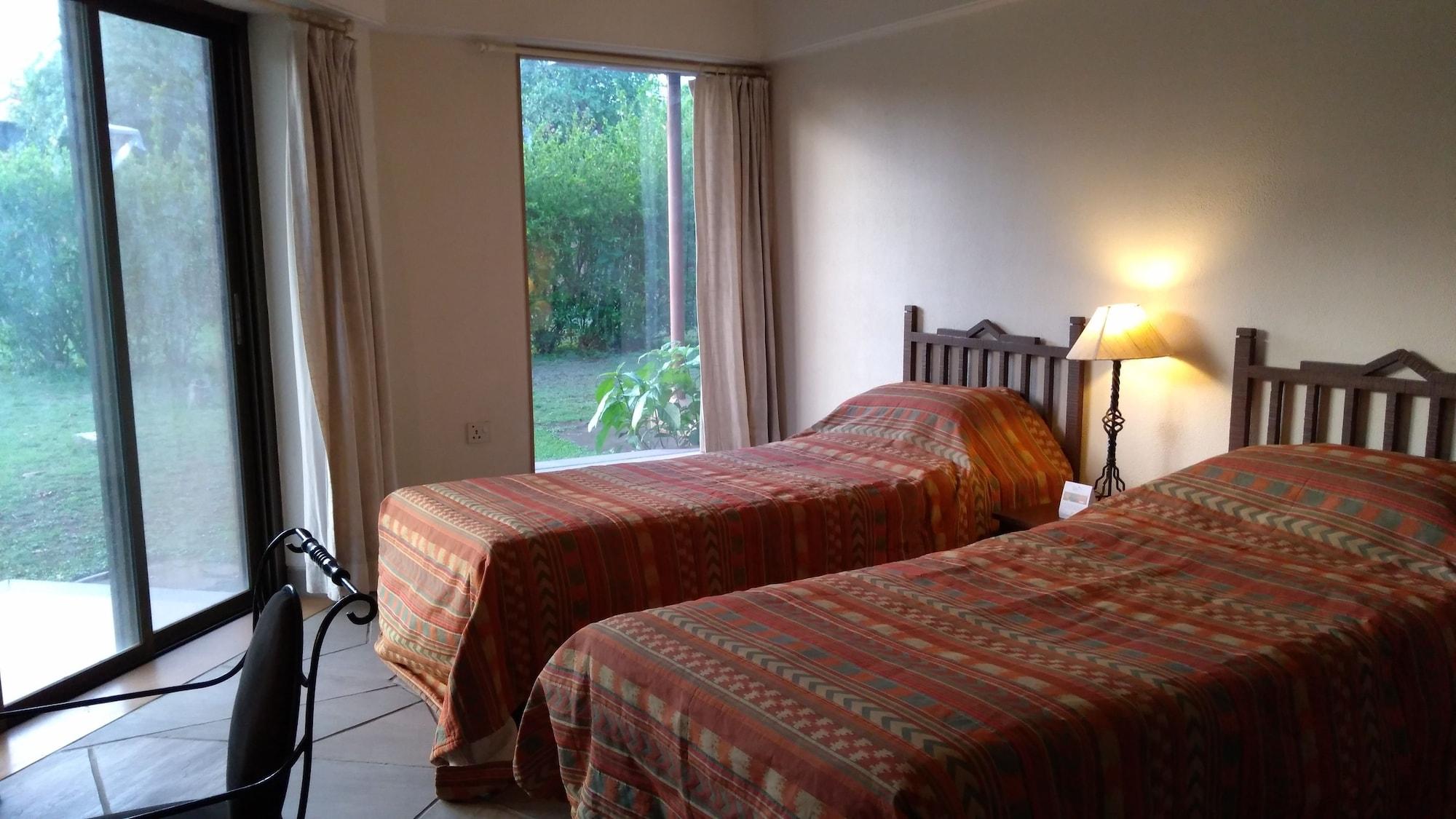 The Meadows Resort And Spa Aurangabad  Bagian luar foto