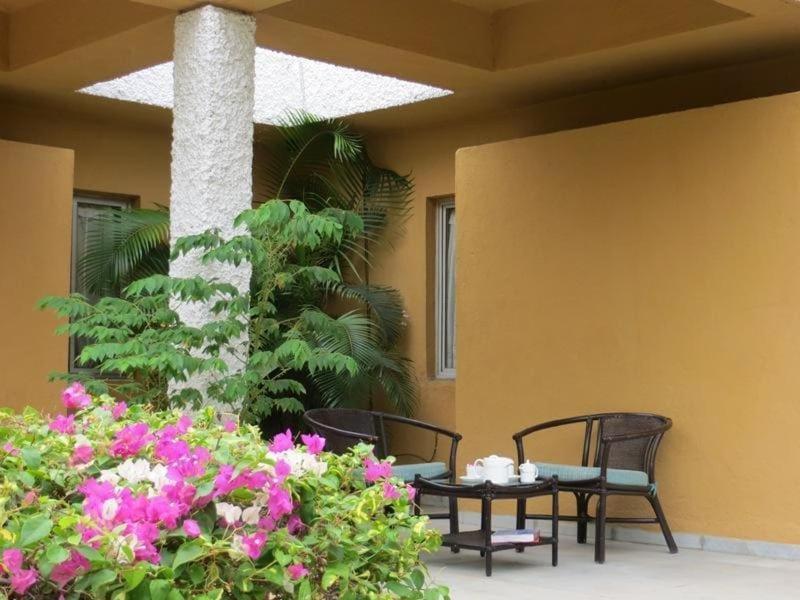 The Meadows Resort And Spa Aurangabad  Bagian luar foto